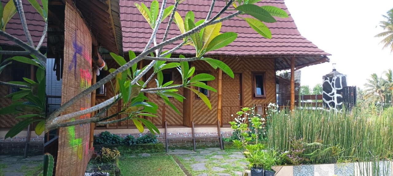 Mysha Guest House-Lombok Tetebatu Exterior photo
